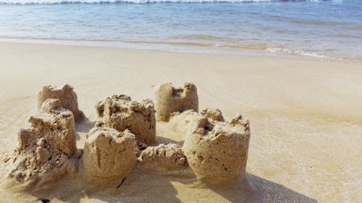 Un niño de 11 años murió asfixiado al derrumbarse sobre él un castillo de arena