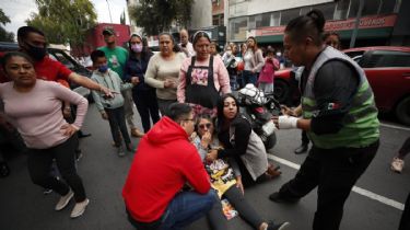 Fuerte terremoto sacudió Mexico y hay temor por un posible tsunami