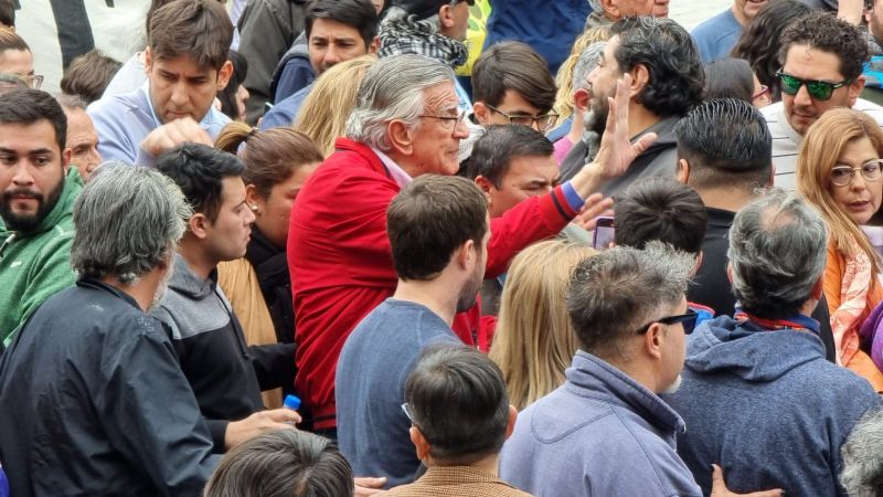 Gioja desde la concurrida marcha por el ataque a CFK: 'Hay que pelear por la paz'