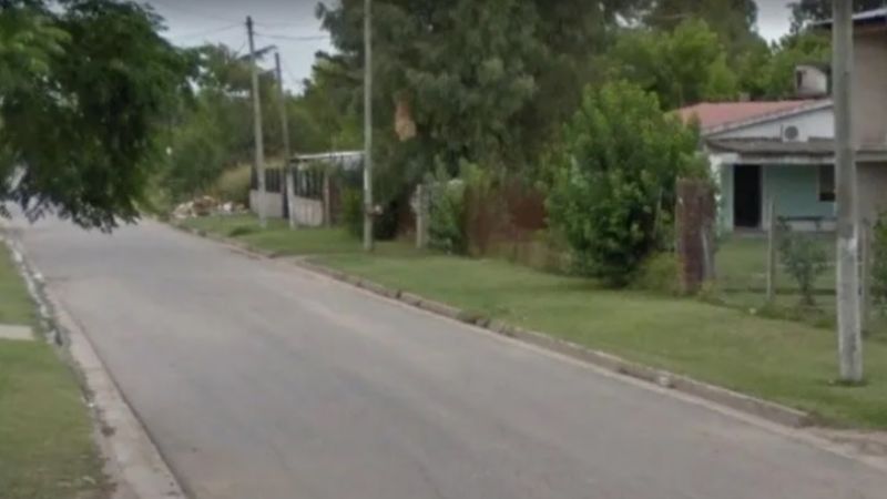 Presunta venganza: asesinaron a balazos a un joven en la vereda de su casa