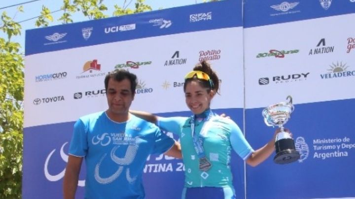De la mano de Magalí, San Juan lidera la Vuelta Femenina