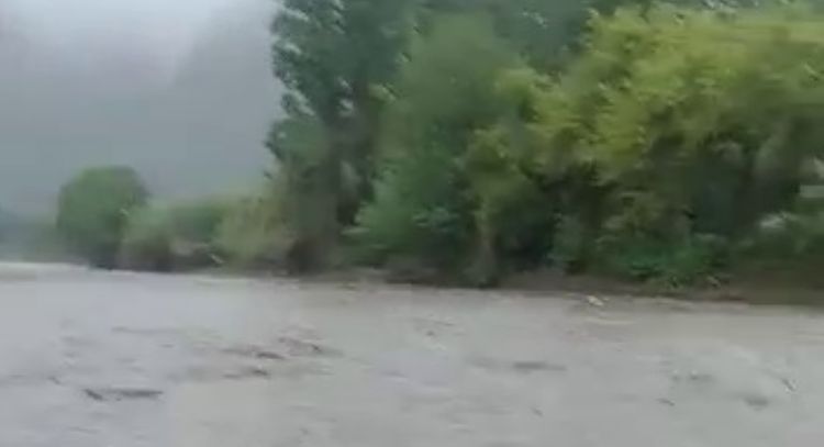 Valle Fértil: la intensa lluvia provocó crecidas en el Río Las Tumanas