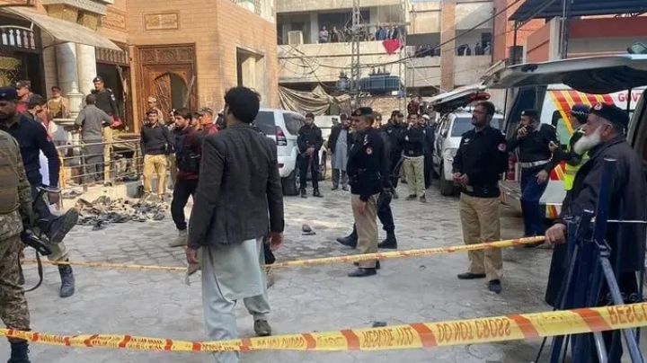 Se inmoló en una mezquita: casi 30 víctimas fatales y más de 140 heridos
