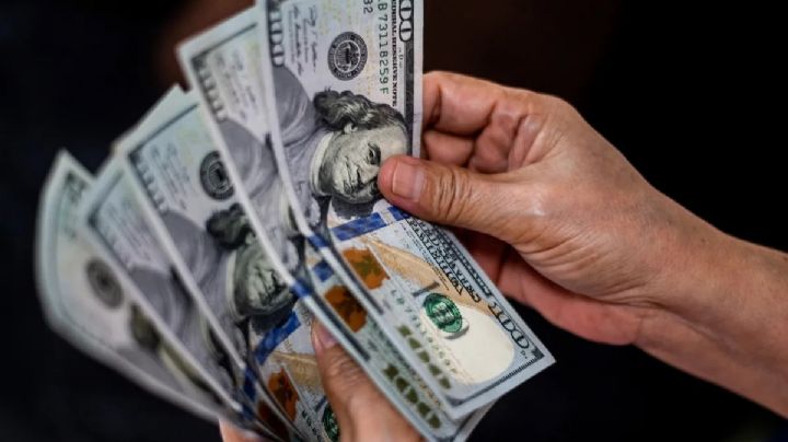 El dólar blue cierra la semana con una nueva escapada