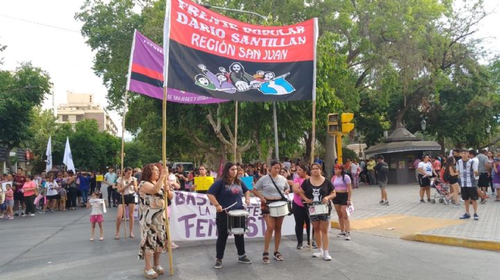 En la marcha por la no violencia, familiares de la mujer de la balacera apuntaron contra el accionar de la Justicia