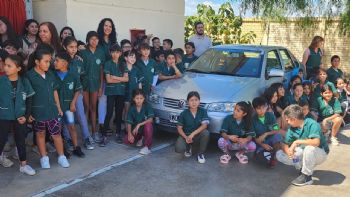 La escuela de El Encón recibió un auto y ahora elevará 5 veces su producción de quesillos