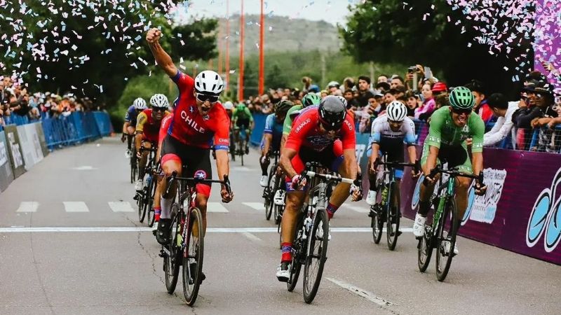 Dos equipos sanjuaninos en el podio de la Primera Etapa de la Vuelta del Porvenir