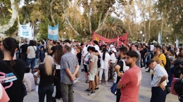 La marcha del Día de la Memoria congregó a cientos de sanjuaninos