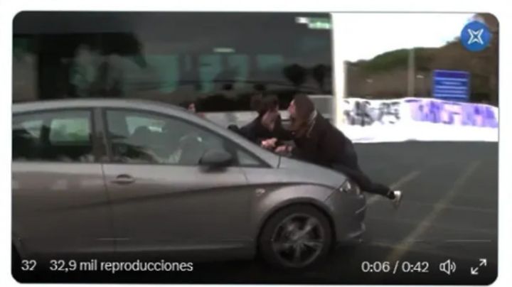 Video impactante: una conductora atropelló a mujeres que marchaban por el 8M