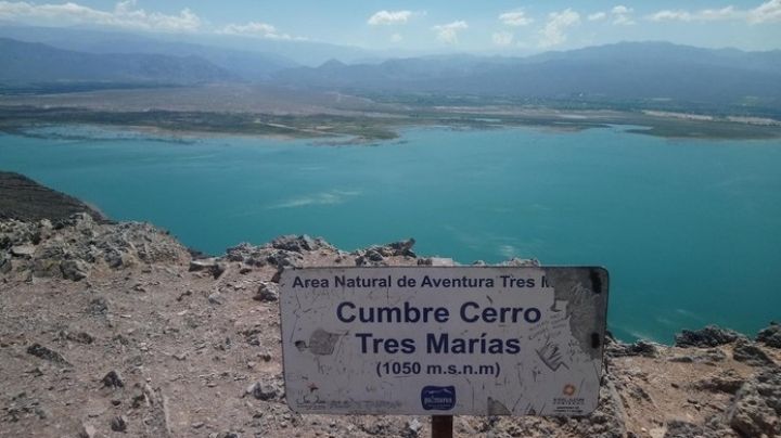 Gran operativo para rescatar a 3 mujeres que no podían bajar del Cerro Tres Marías