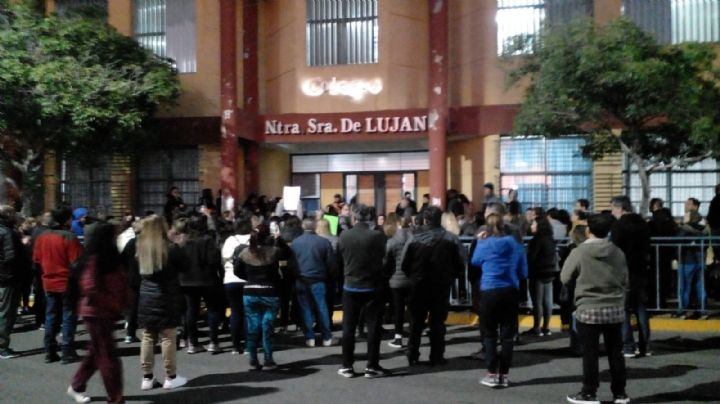 Indignación de familias contra el Colegio Luján por un caso de abuso y ocultamiento