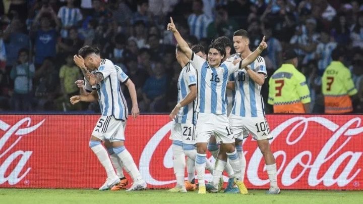 La Selección Argentina goleó a Guatemala y se clasificó a octavos