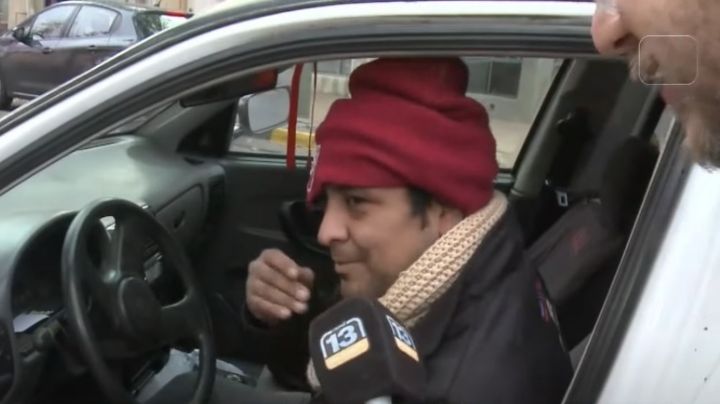 Habló el conductor que volcó en Capital: 'La gente me ayudó a salir'