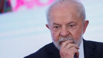 Internaron al presidente de Brasil Lula da Silva