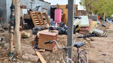 Dura tarea: la mudanza de los vecinos del barrio Las Pampas demorará 4 días