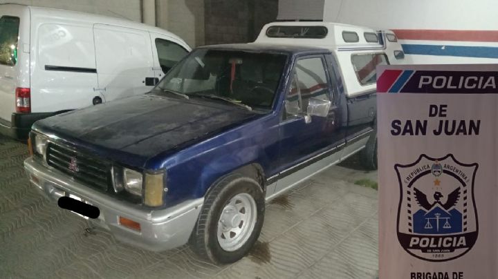 Hallan en un reconocido barrio de Pocito una camioneta robada en Mendoza