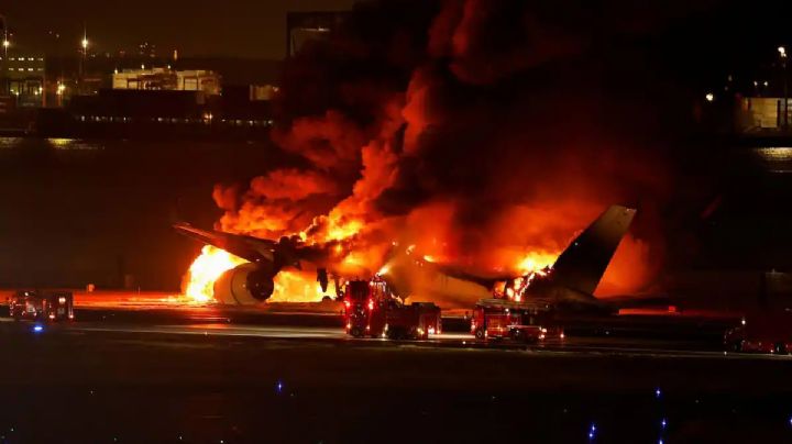Chocó y se incendió un avión con casi 400 pasajeros dentro