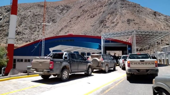 Por un alud del lado chileno, suspendieron el tránsito en el Paso de Agua Negra