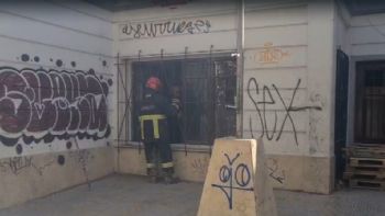 Video: se desató un incendio en un conocido edificio capitalino