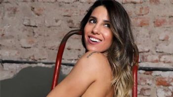 En tanguita, Cinthia Fernández se divirtió en las redes sociales
